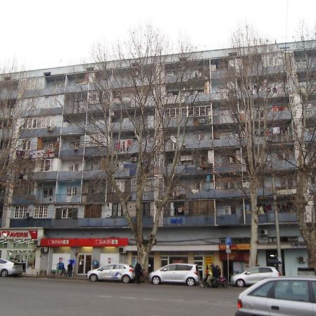 Apartment Near Church Tbilisi Bagian luar foto